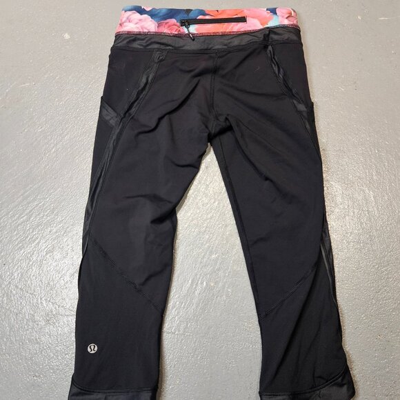 Lululemon Chase Me Crop II Secret Garden sz4 - Picture 1 of 13